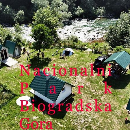 Private Accommodation Kalezic Мойковац Екстериор снимка
