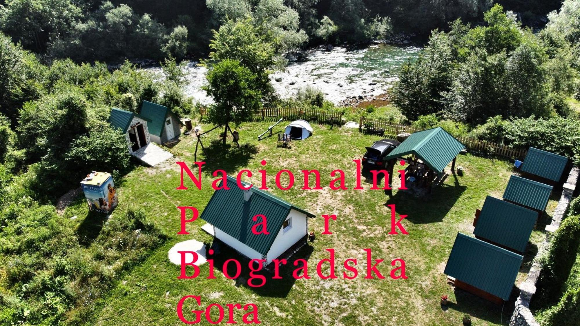 Private Accommodation Kalezic Мойковац Екстериор снимка