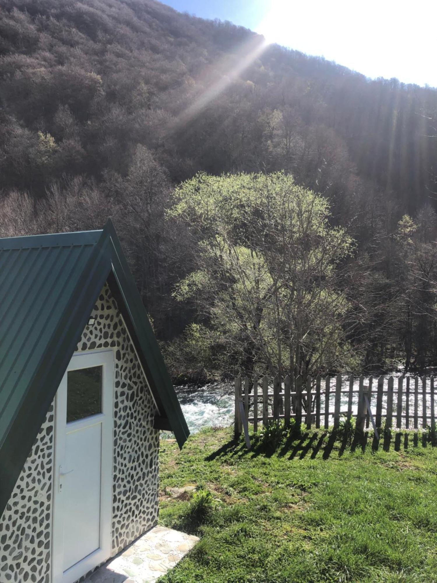 Private Accommodation Kalezic Мойковац Екстериор снимка